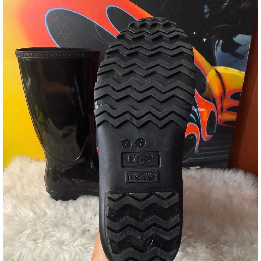 UGG Australia Black Glossy Tall Rain Boots Waterproof Rubber Womens 7 USA Made